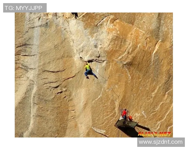 南京攀岩队的默契配合与挑战精神探秘之旅